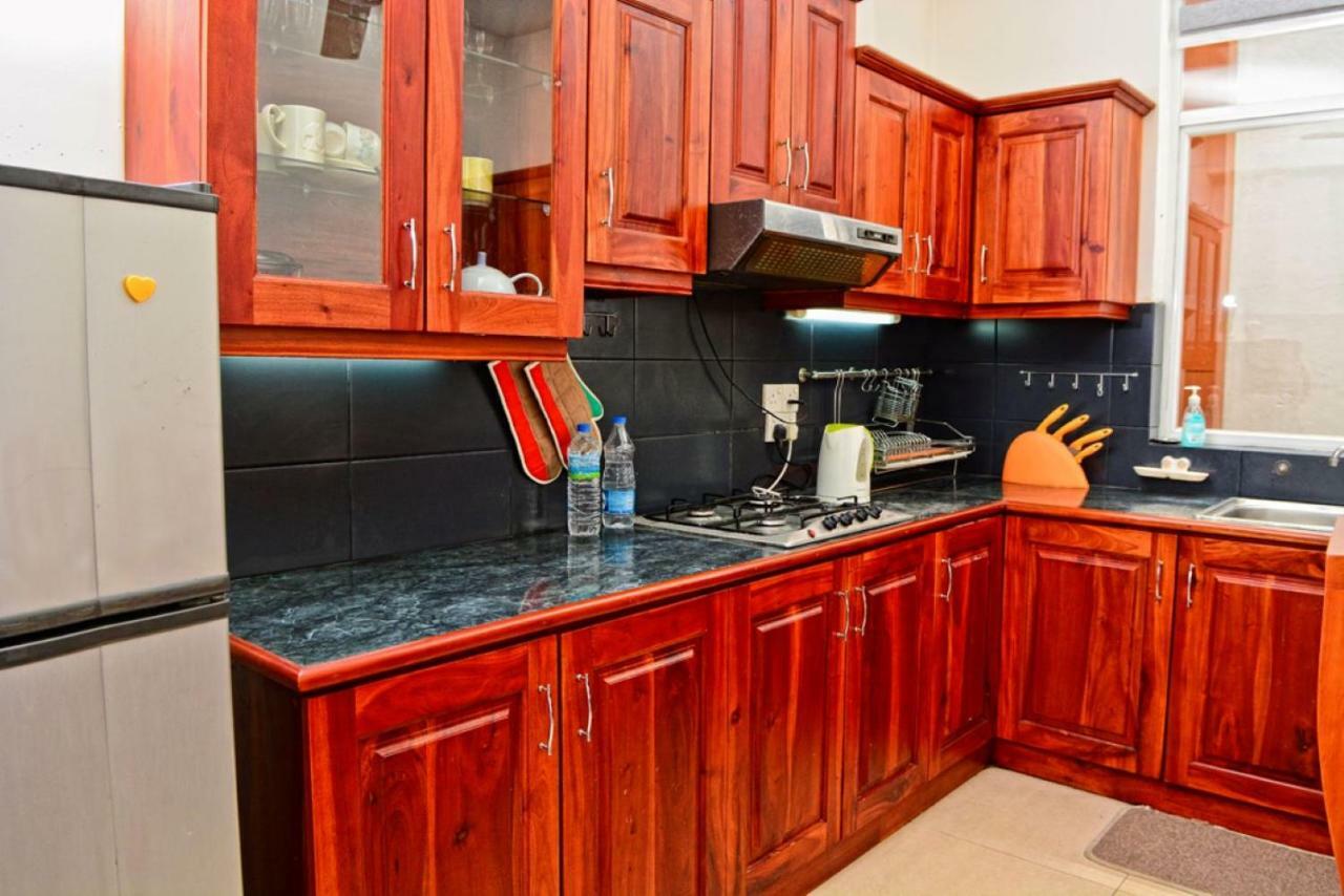 Furnished Apartment At Colombo Suburbs Nawala راجاجيريا المظهر الخارجي الصورة