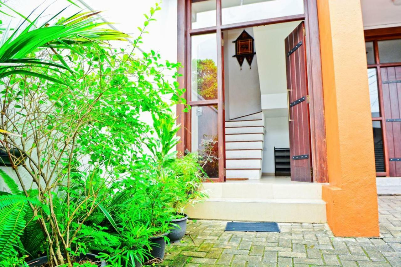 Furnished Apartment At Colombo Suburbs Nawala راجاجيريا المظهر الخارجي الصورة
